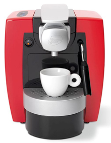 Nueva cafetera Mitaca de illycaffè para el sector Office Coffee Service