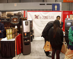nama coffeeteawater coffee tea water show feria estados unidos USA eeuu vending machines maquinas expendedoras