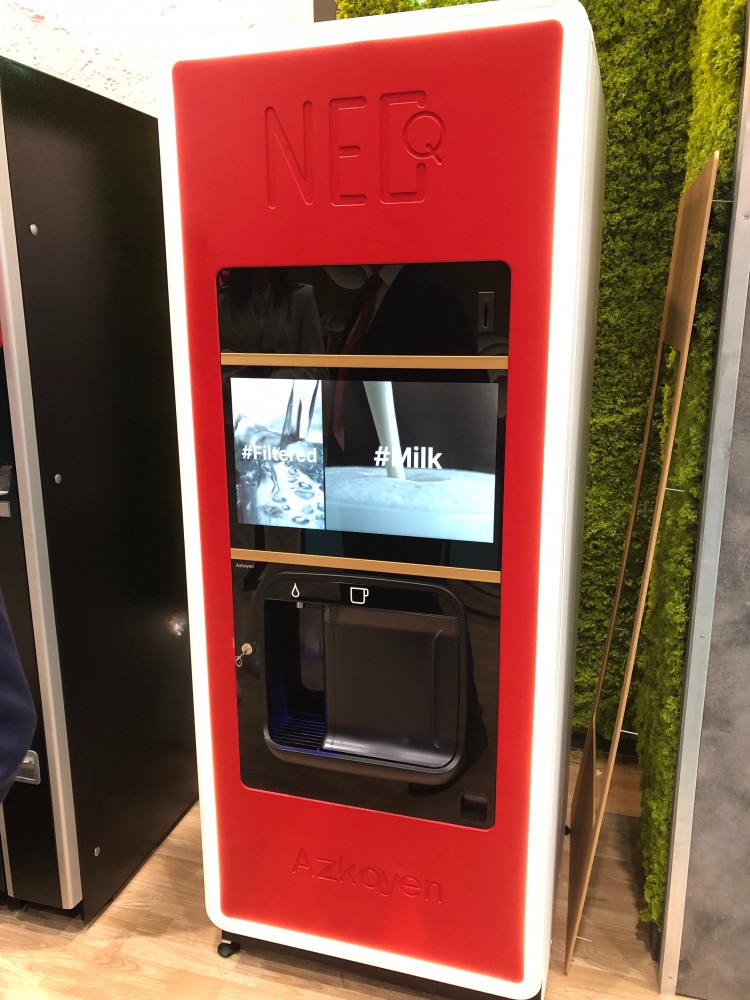 Azkoyen máquina de agua y café